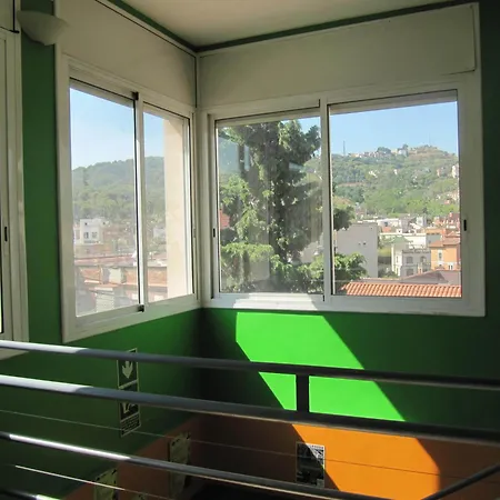 旅馆 巴塞罗那迈洛青年旅馆 *