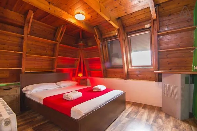 Mellow Hostel *